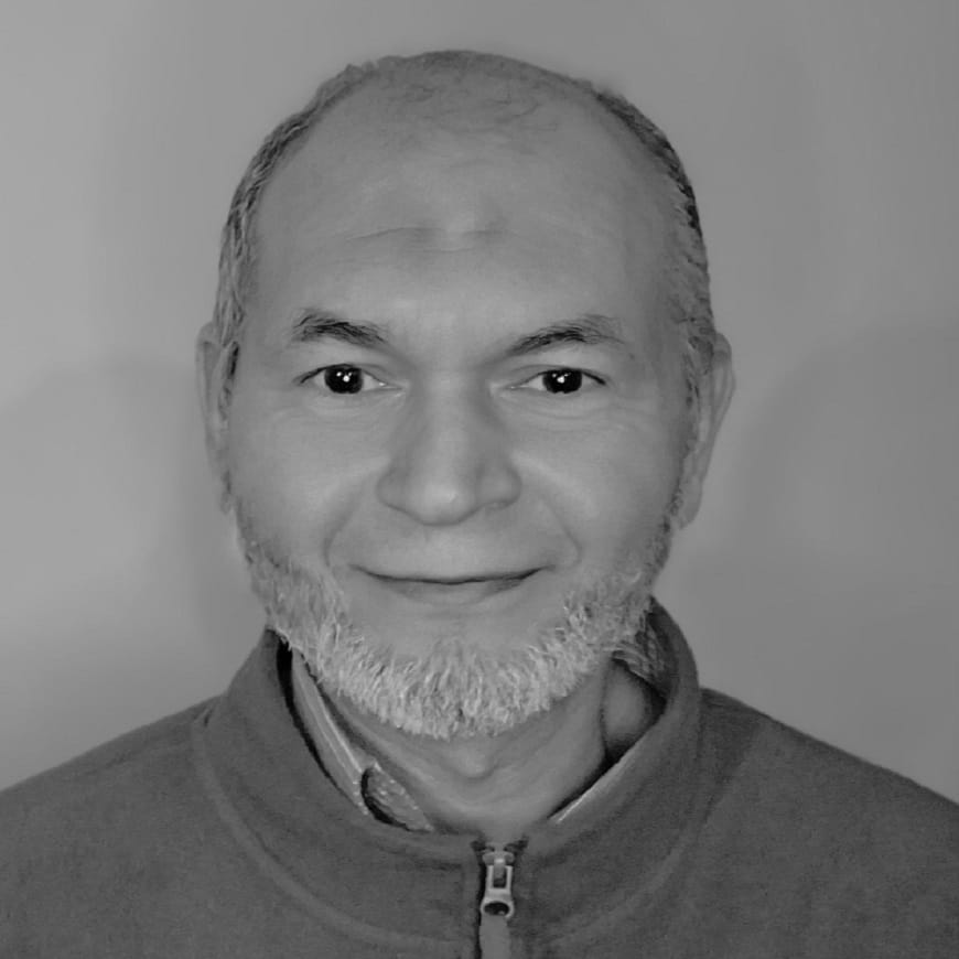 Hussein Nada, Teignmouth, Accountant Shaun Lee - Smarter Accounting