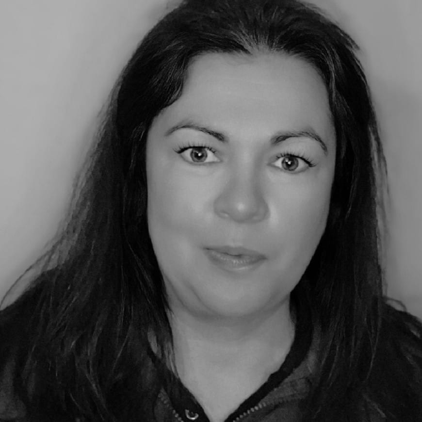 Joanne Court, Crediton, Accountant